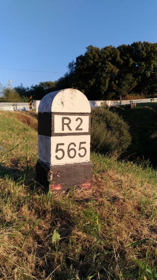 מלון Route 2 Torrao מראה חיצוני תמונה