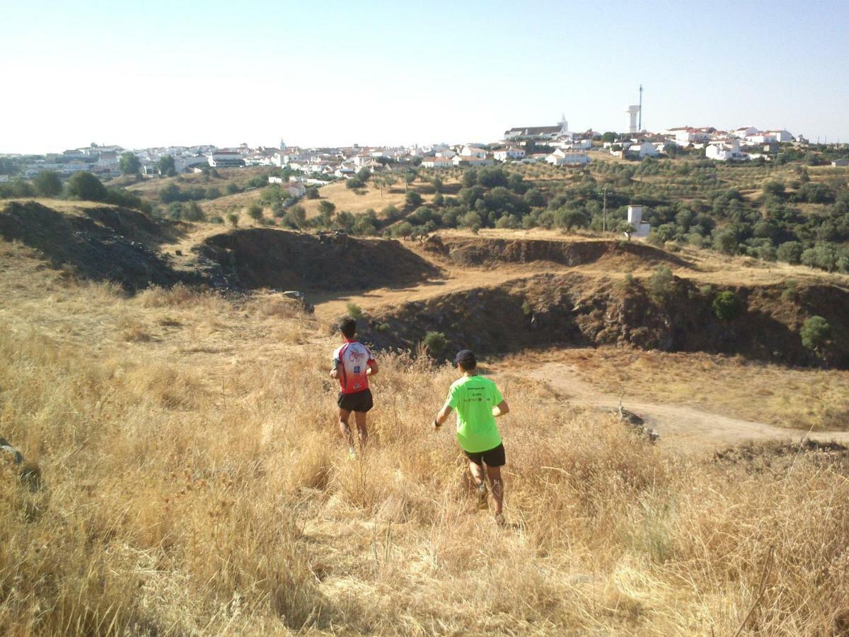 מלון Route 2 Torrao מראה חיצוני תמונה